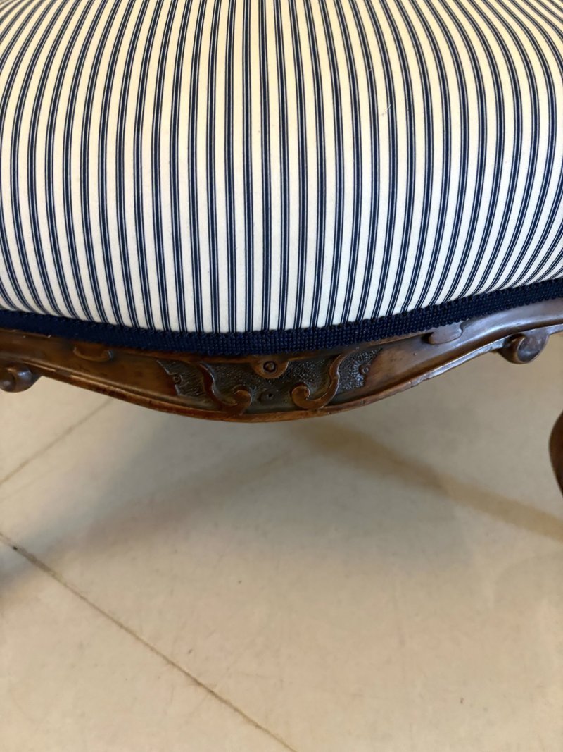 Superb Quality Carved Walnut Antique Victorian Ladies Chair - Image 11